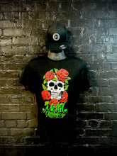 Load image into Gallery viewer, Skull &amp; Rose Tee